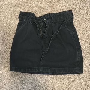 Black hollister skirt